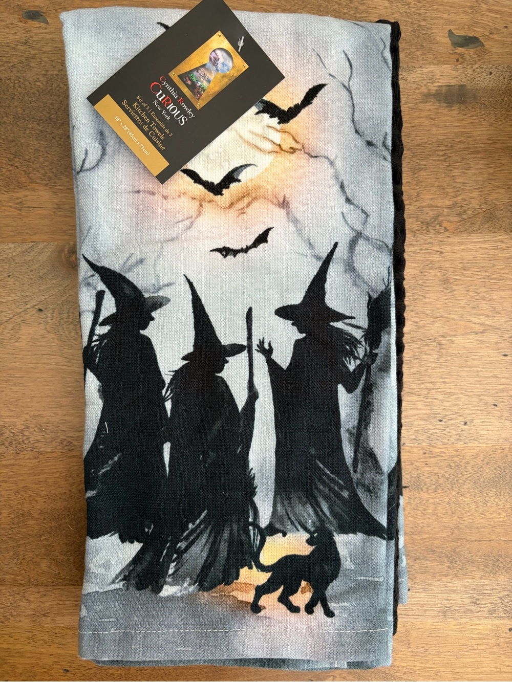 Cynthia Rowley Three Witches Halloween Towels